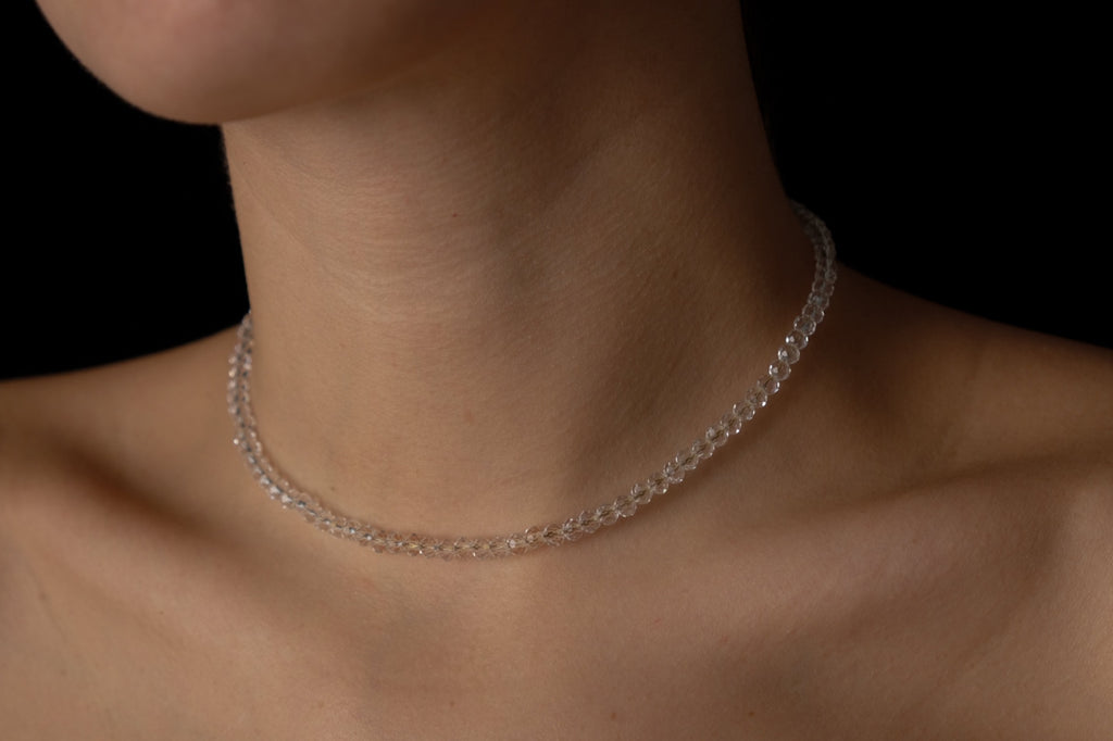 Crystal choker