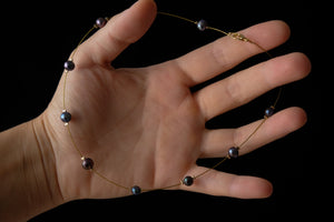 Purple pearls choker