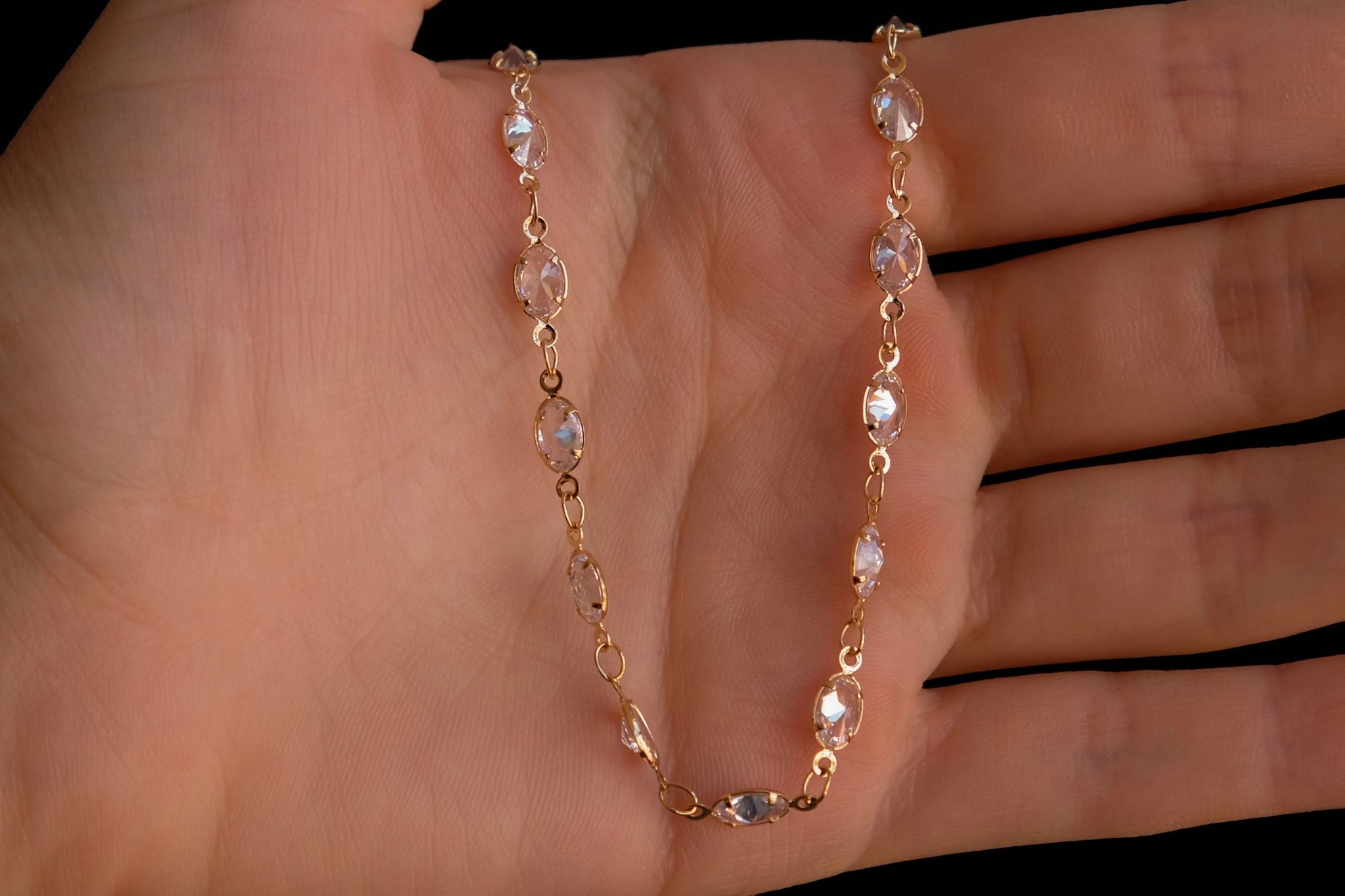 Crystal ovals choker