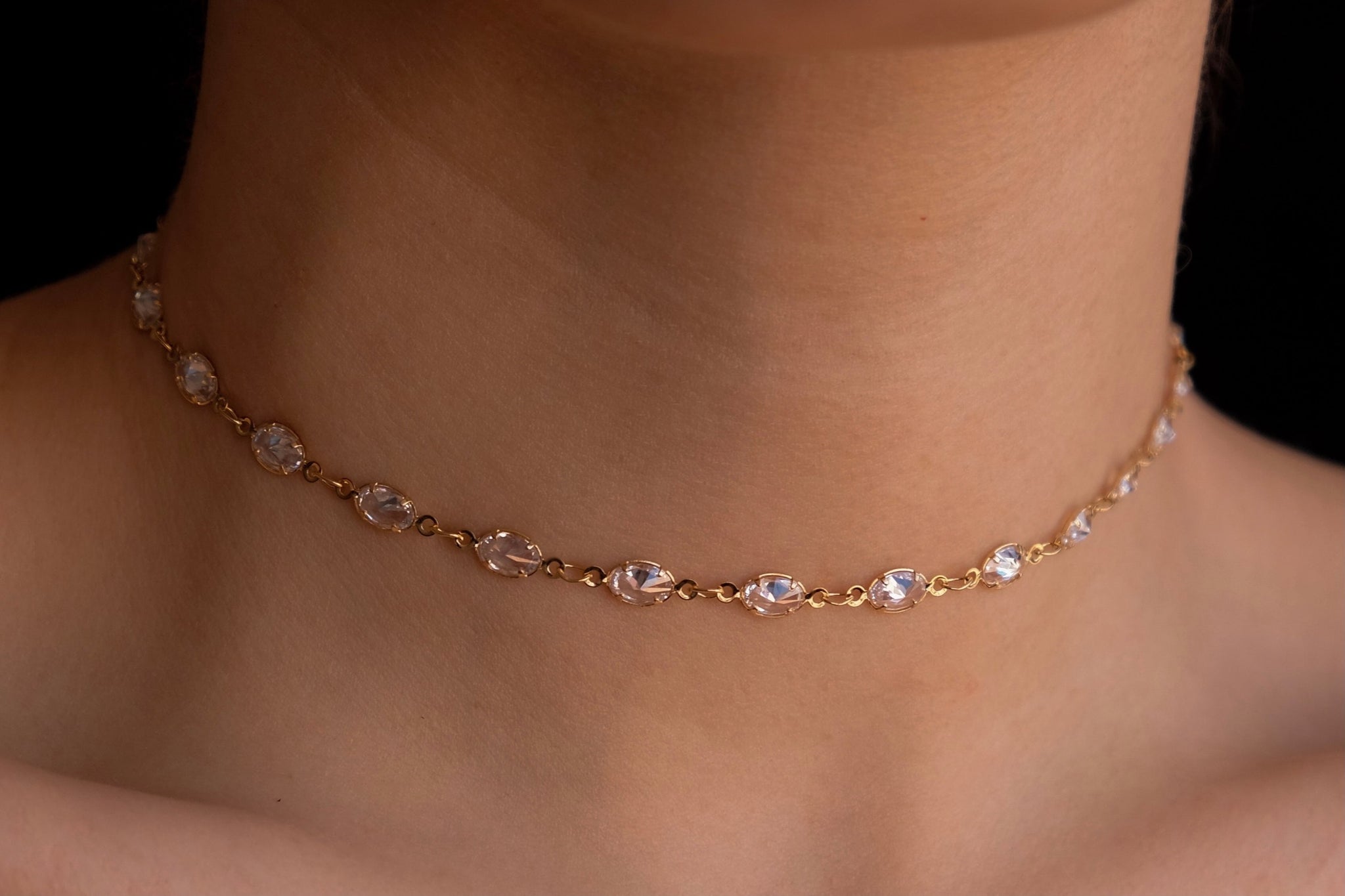 Crystal ovals choker