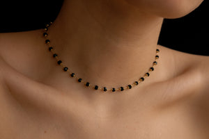 Black dots choker